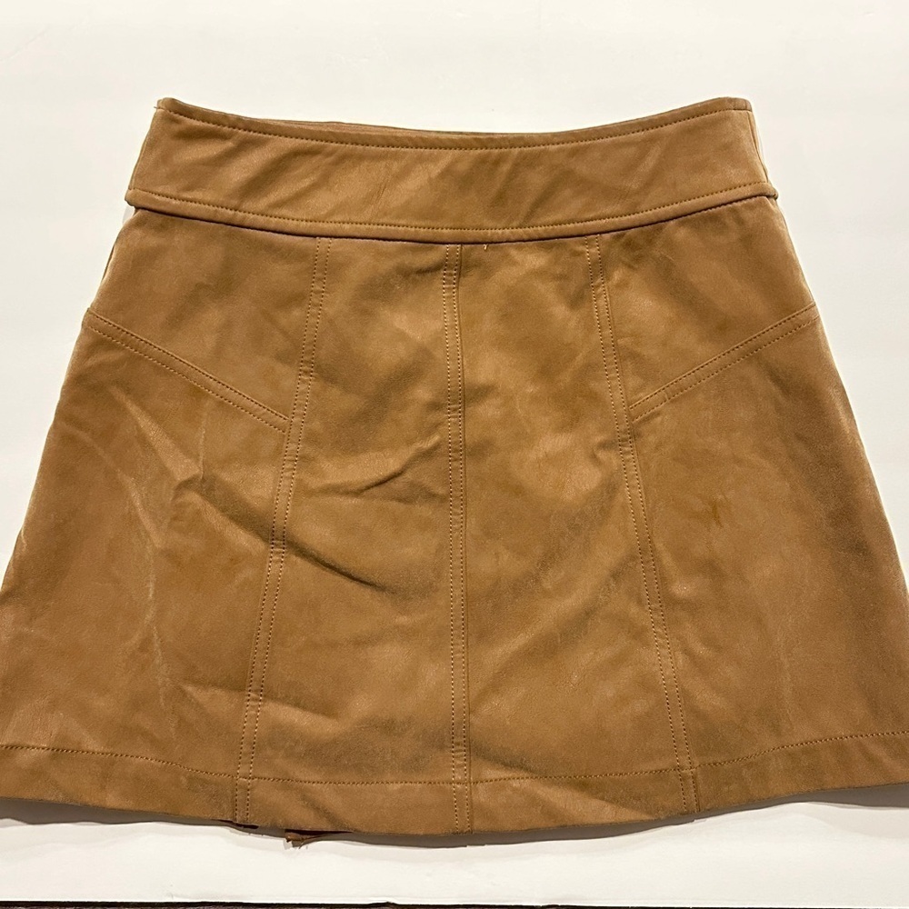Free People Ari Wrap Camel brown/ tanfaux suede mini skirt size 2 - Picture 3 of 9